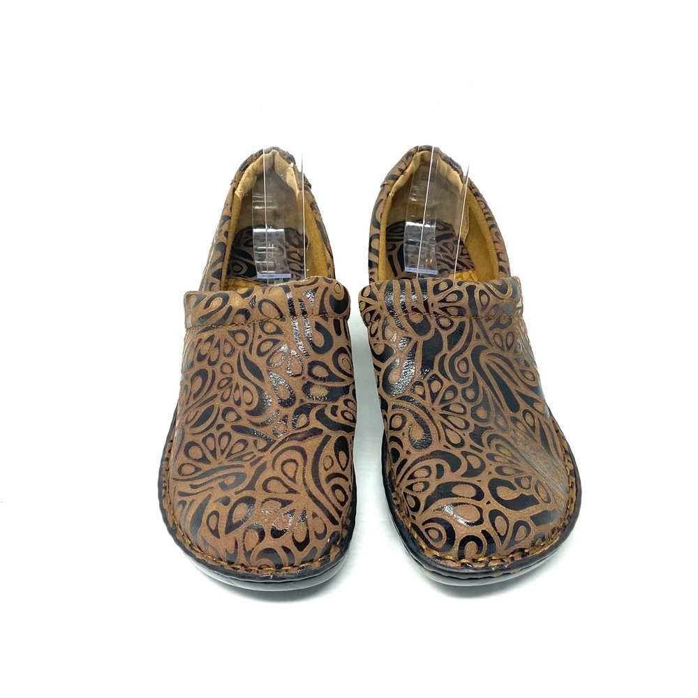 b.o.c. Clogs - Picture 2 of 7